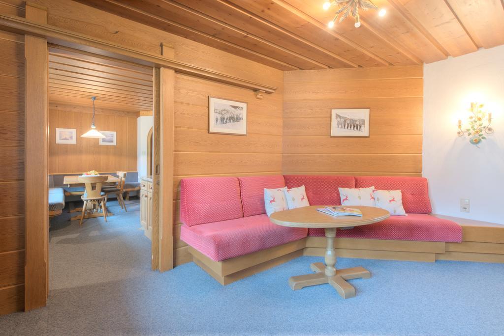 Hotel Garni Almjur Sankt Anton am Arlberg Exterior photo